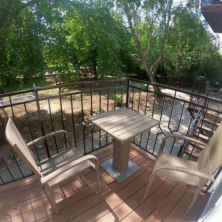 Boutique Hotel Enjoy Sergeyevka Luaran gambar